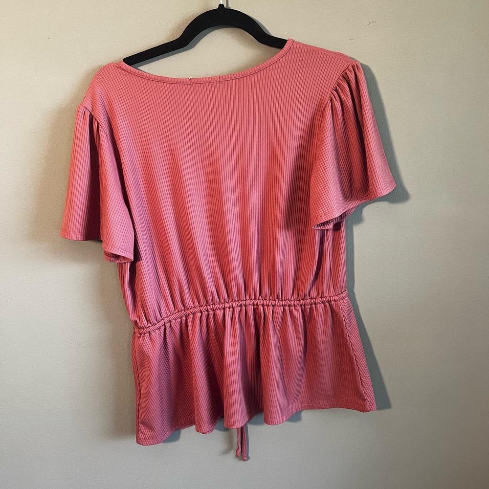Maurice’s Pink Solid Button Front Peplum Top - Size Large - Picture 6 of 10
